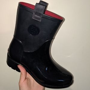 🎉Tommy Hilfiger rain boots!!! Worn once!🎉